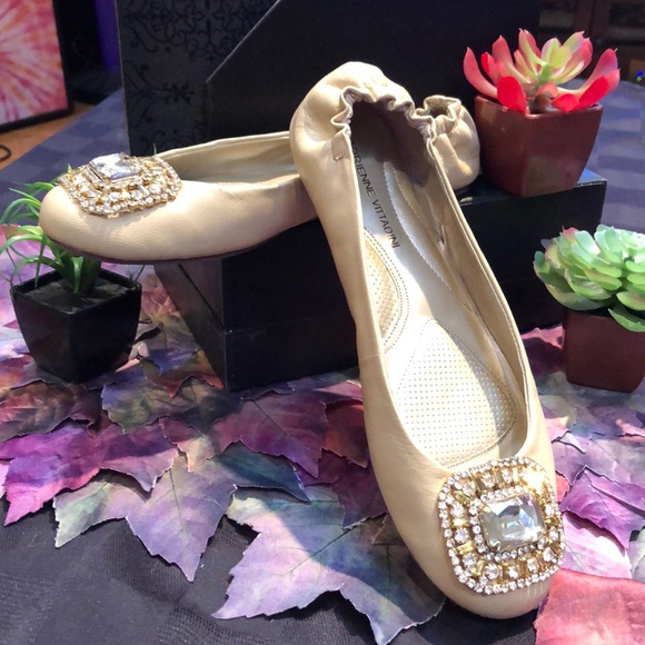 ADRIENNE VITTADINI Leather Embellished Flats - Picture 12 of 12